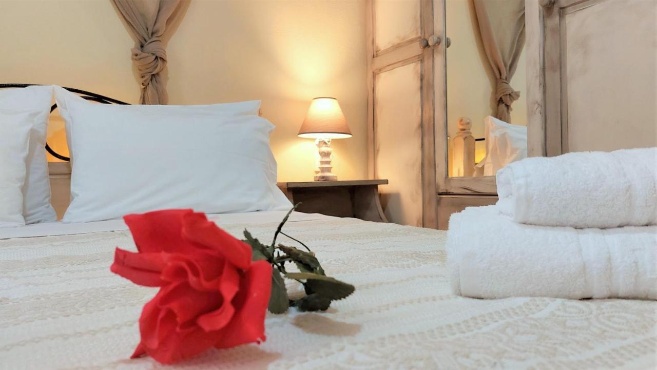 Lourantos Studios & Apartments 바티 외부 사진