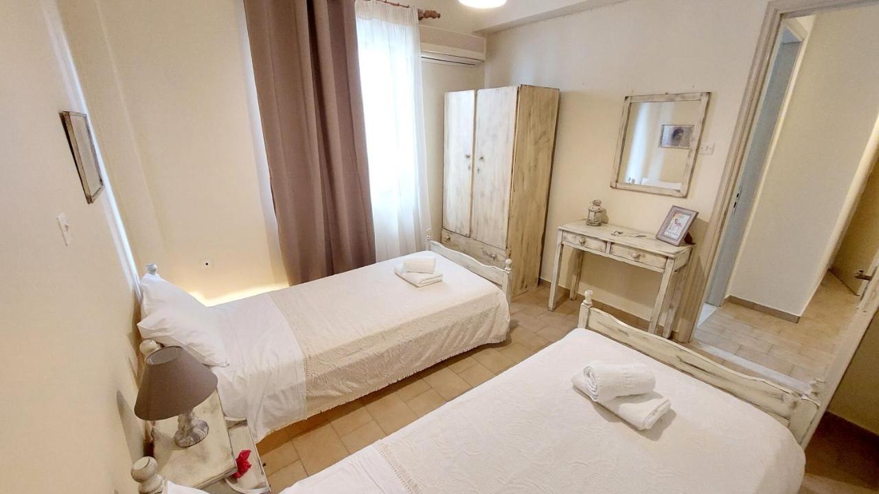 Lourantos Studios & Apartments 바티 외부 사진