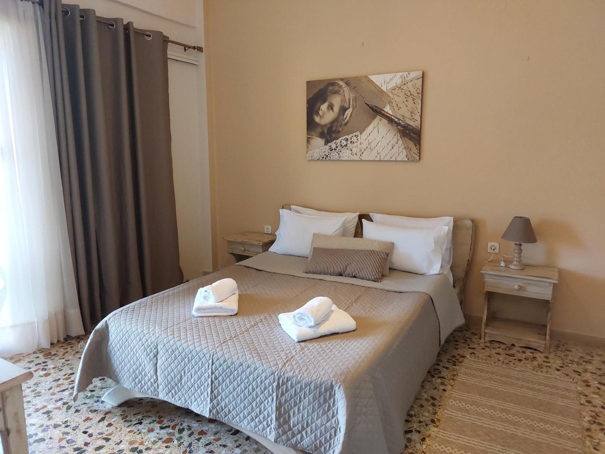 Lourantos Studios & Apartments 바티 외부 사진