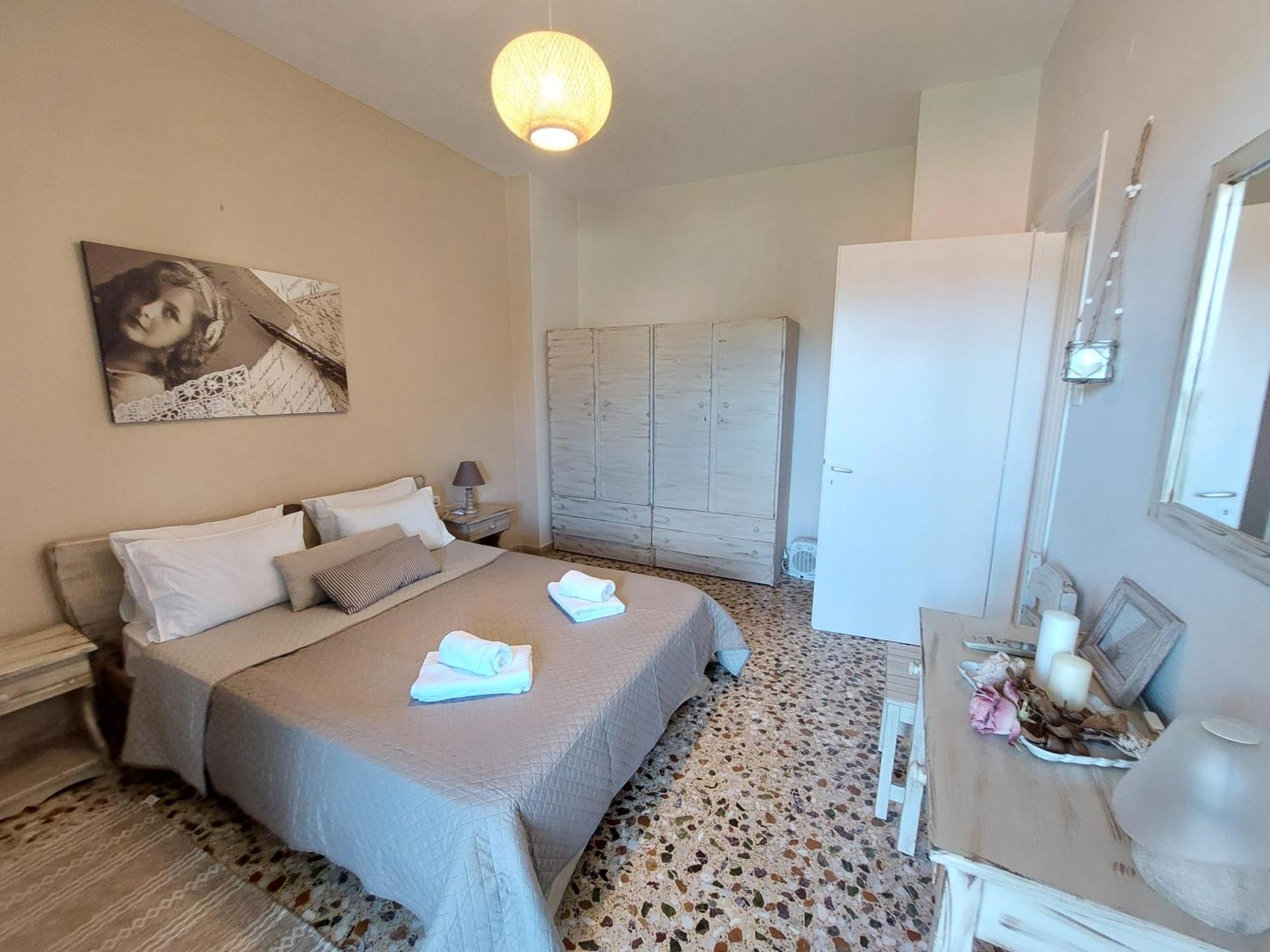 Lourantos Studios & Apartments 바티 외부 사진