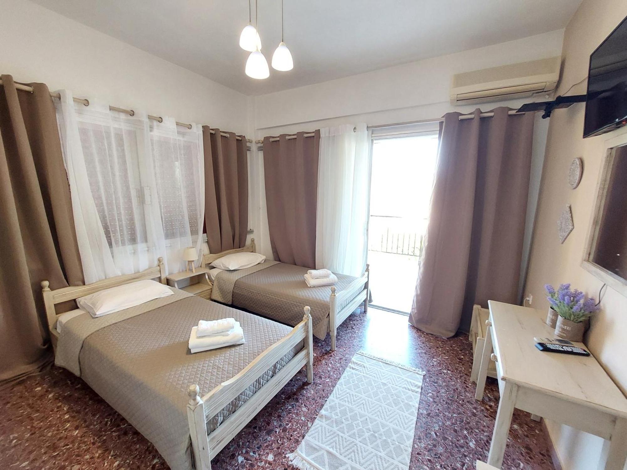 Lourantos Studios & Apartments 바티 외부 사진